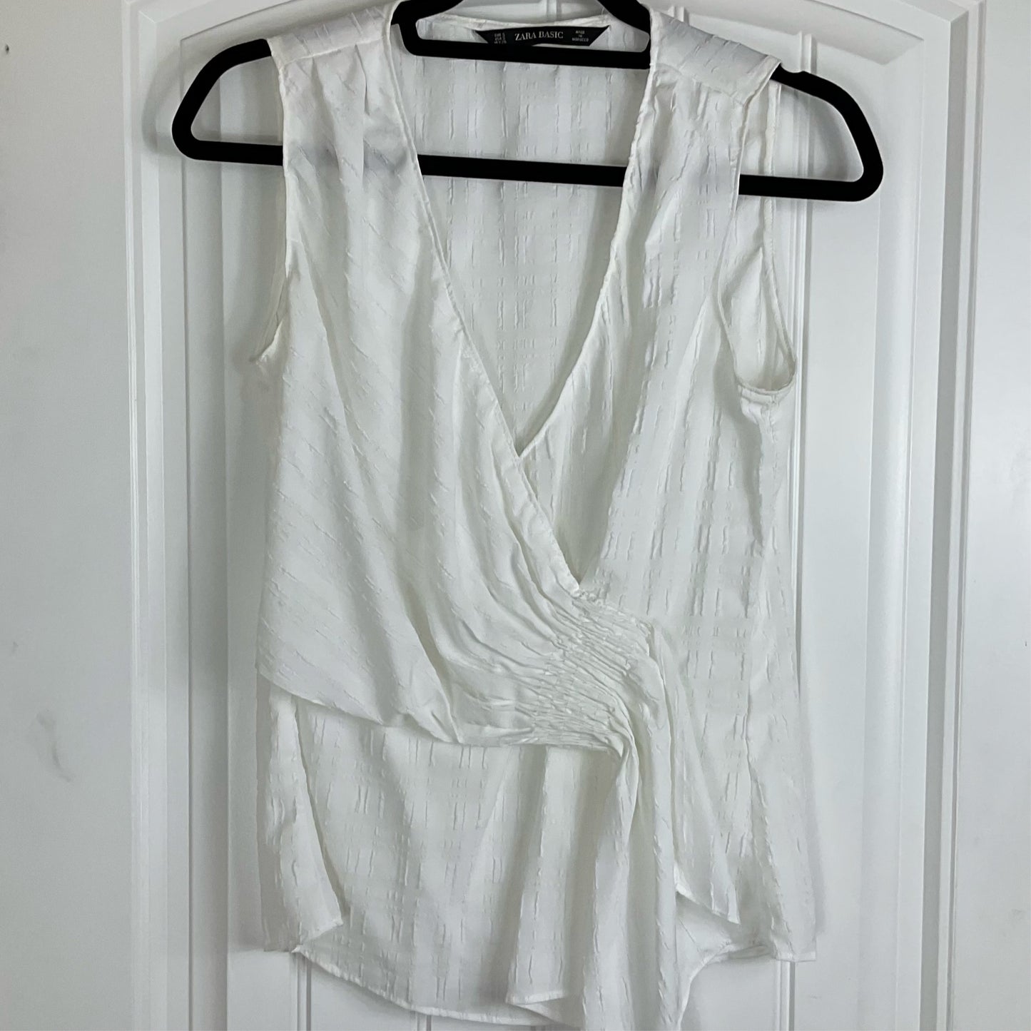 Zara White Textured Blouse Size Small