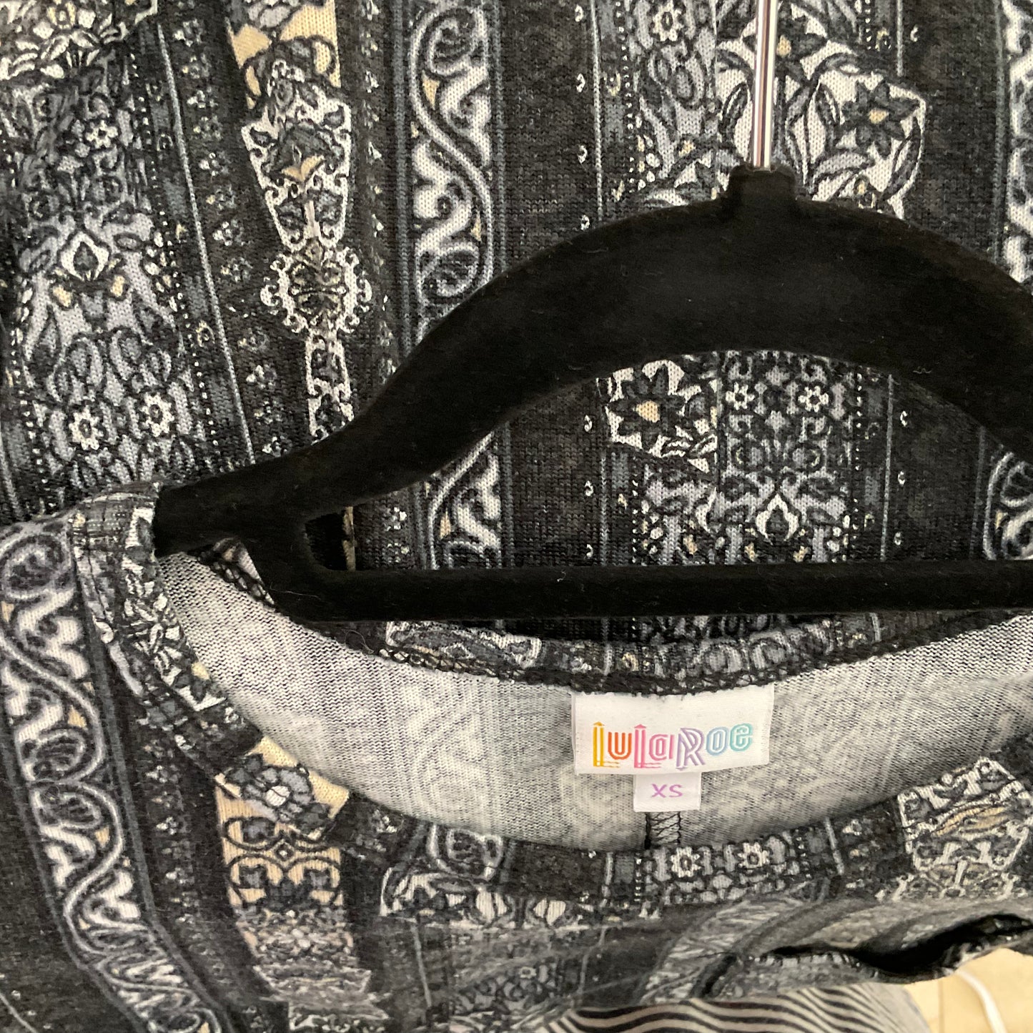 LuLaRoe Knit Pattern Dress Size XSMALL