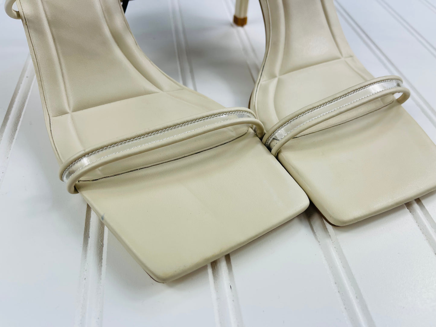 Zara VINYL STRAPPY SANDALS Size EU 38 NWOT