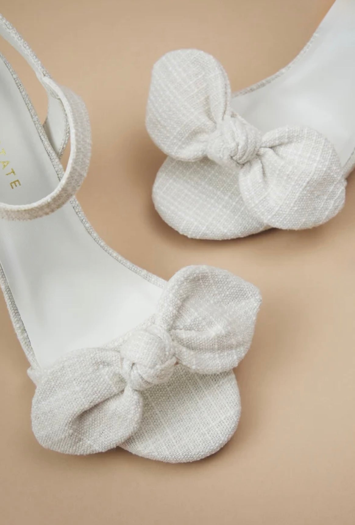 Altar’d State Corinne Bow Heel NWT