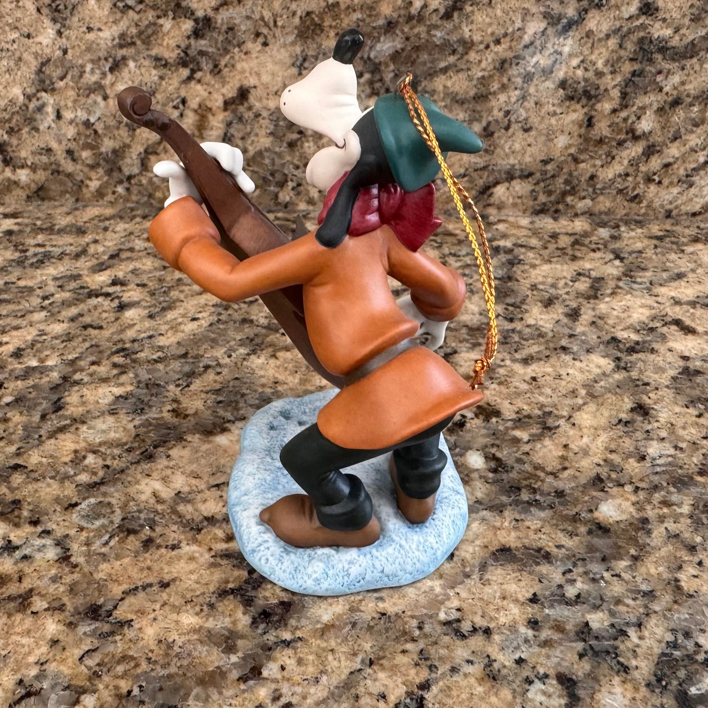 Walt Disney Classics Collection (WDCC) Goofy figurine/ornament