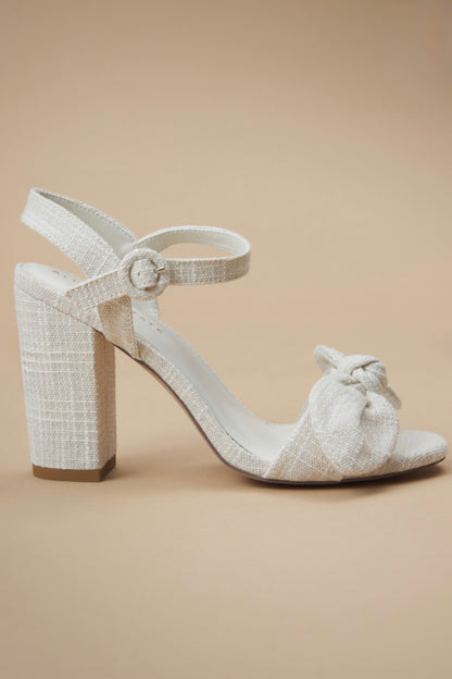 Altar’d State Corinne Bow Heel NWT