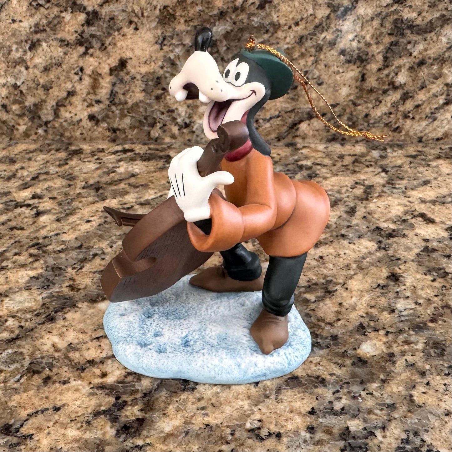 Walt Disney Classics Collection (WDCC) Goofy figurine/ornament