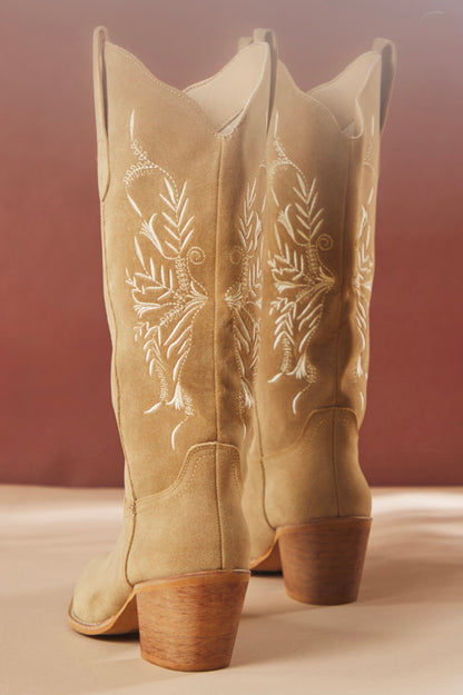 Altar’d State Flora Western Boots NWT