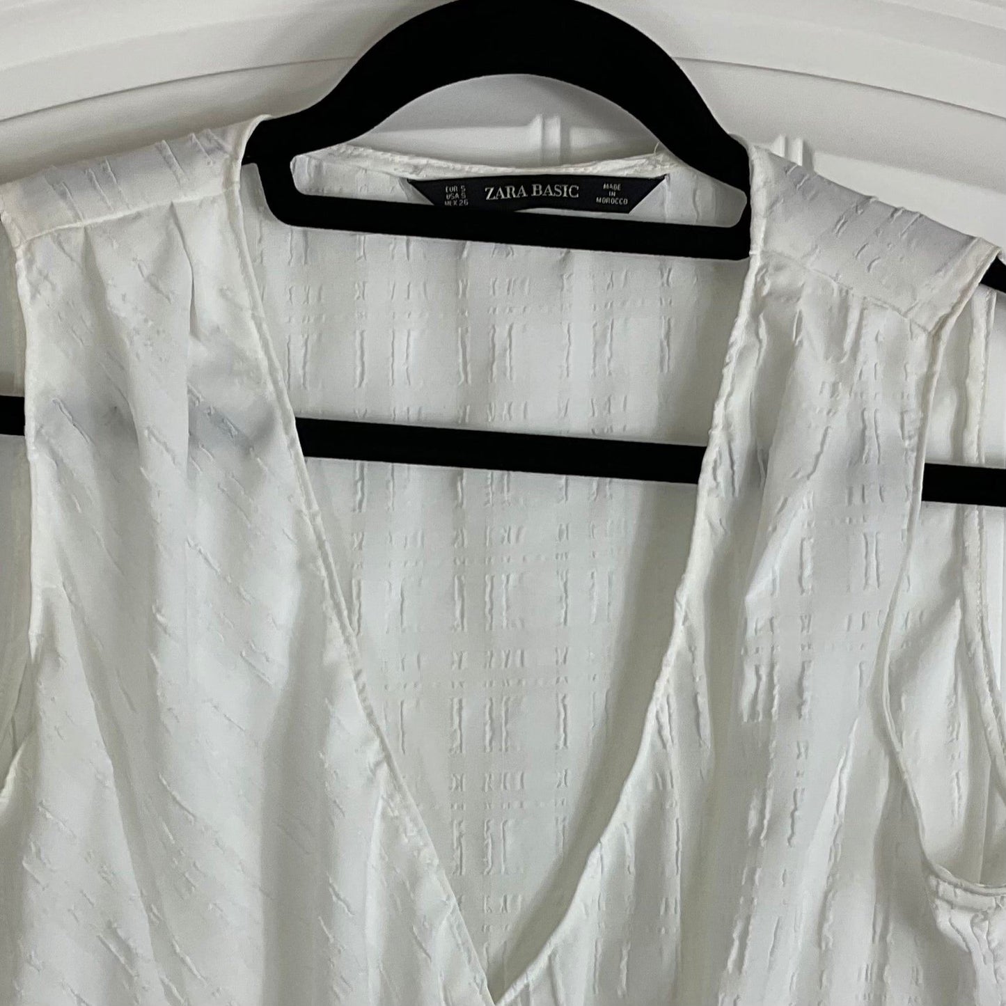 Zara White Textured Blouse Size Small