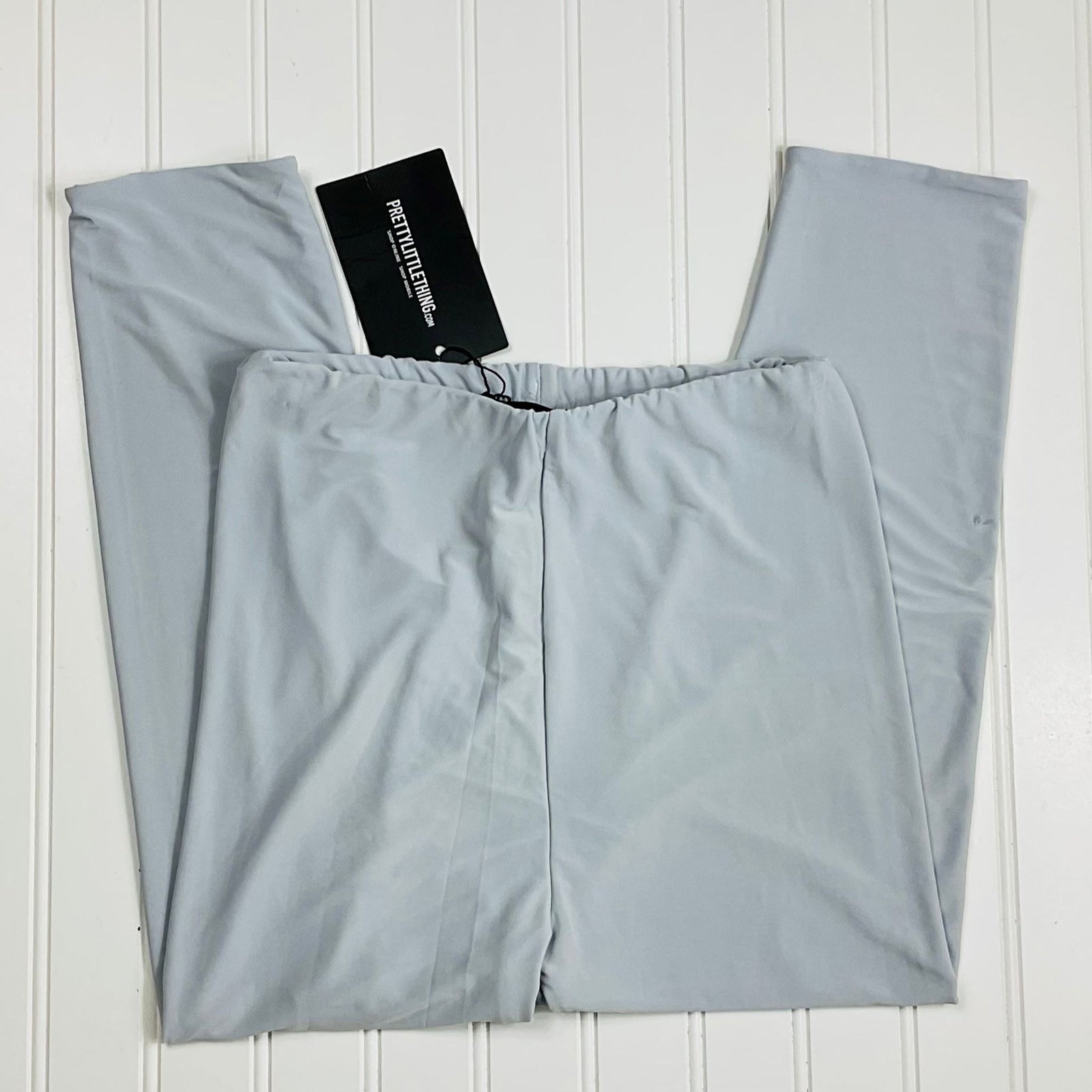 Pretty Little Thing Second Skin Slinky Cropped Leggings Size 4 NWT