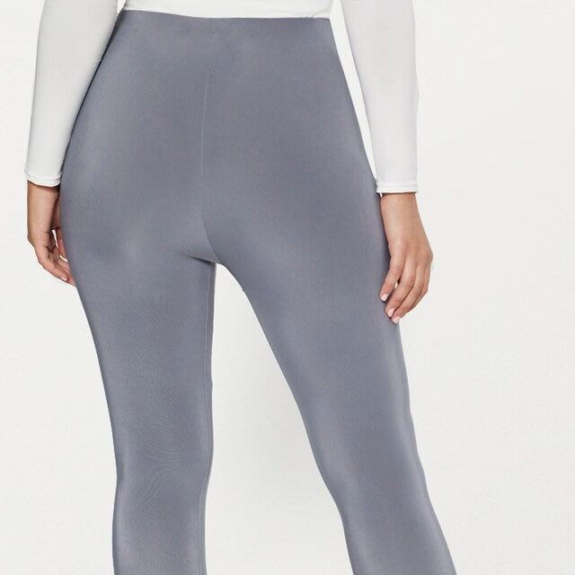 Pretty Little Thing Second Skin Slinky Cropped Leggings Size 4 NWT