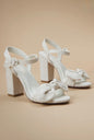 Altar’d State Corinne Bow Heel NWT